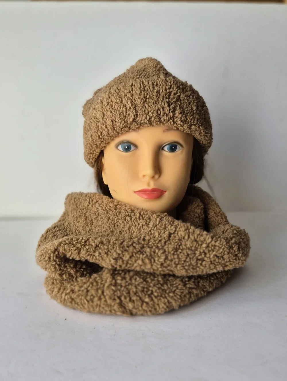 Vince Wool Cashmere Teddy Boucle Beanie Scarf Set Mocha Camel Cozy Quiet Luxury